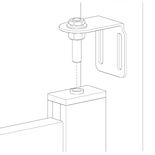 Allineare le cerniere superiori sopra il cancello