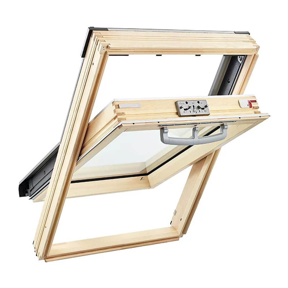 Roto Q4 in legno con apertura a bilico manuale