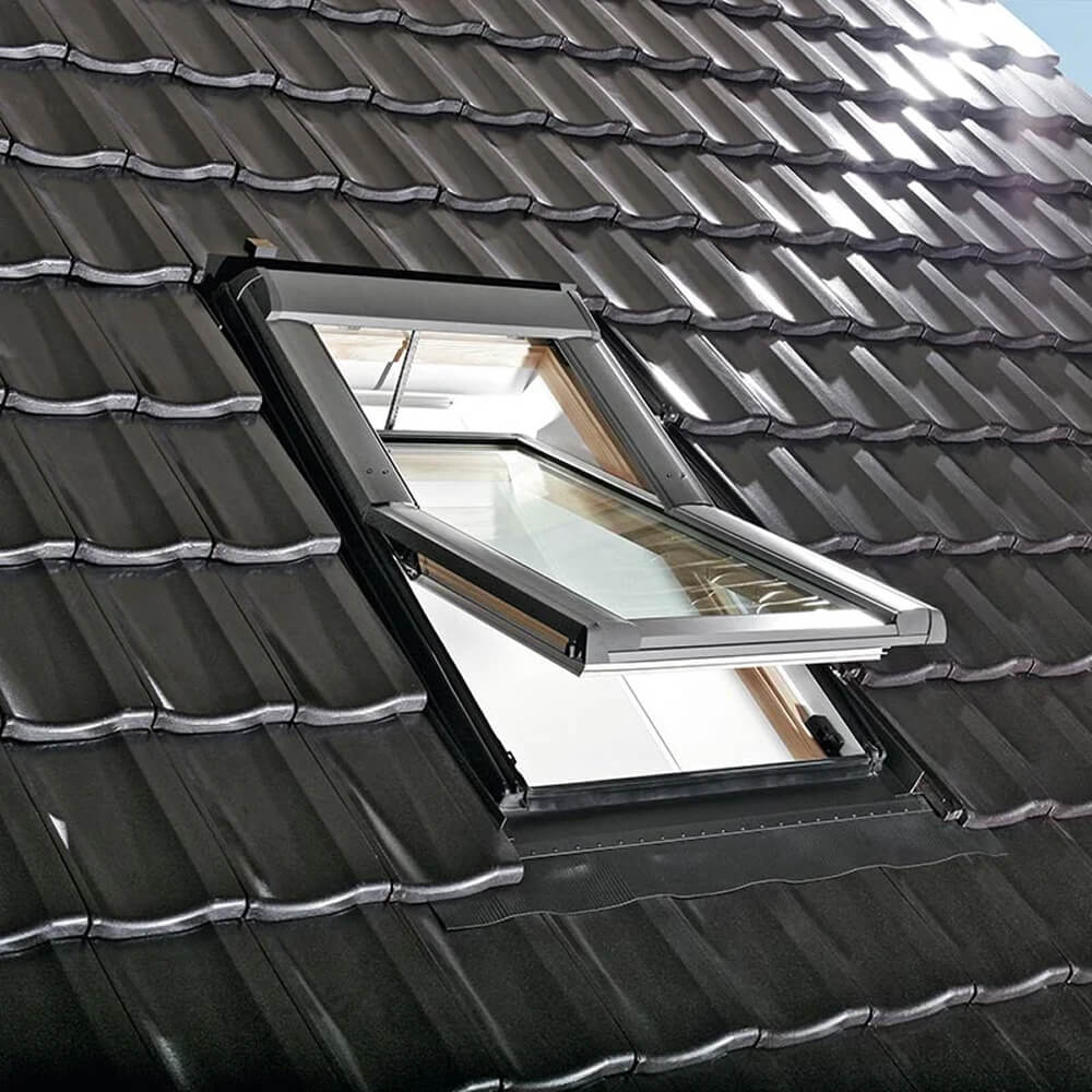 Roto R6 in legno - installazione sul tetto