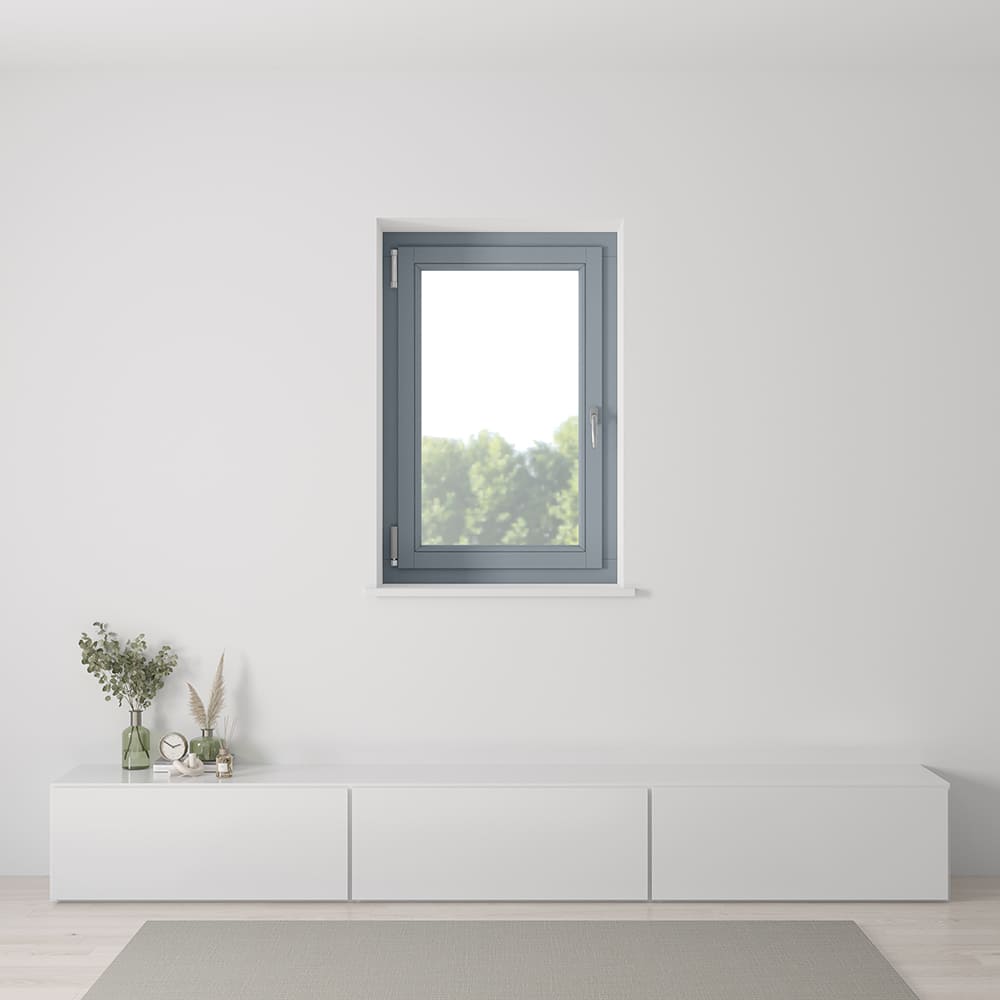 Finestra color argento - installazione interna