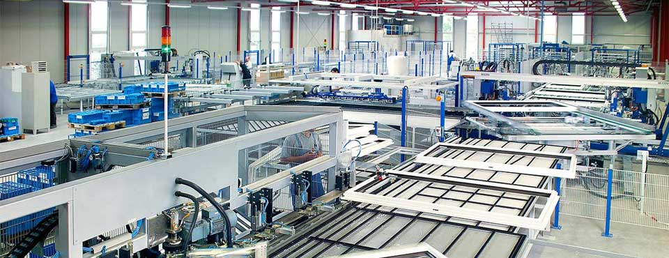 La nostra produzione di finestre in PVC – la più moderna in Europa