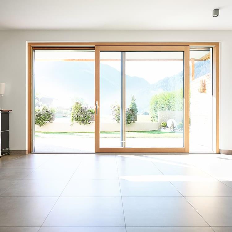 Porta alzante scorrevole in legno apertura destra