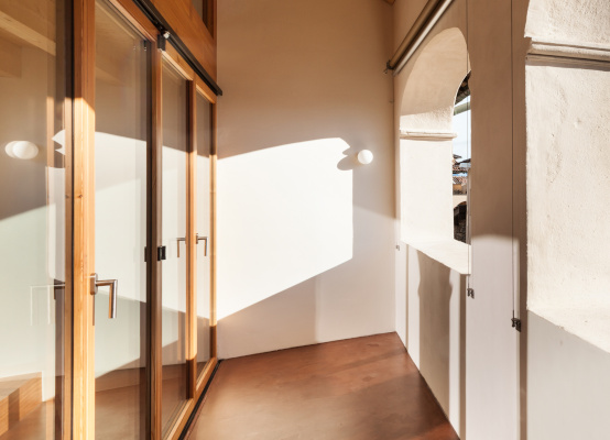 Portafinestra del balcone a tre ante