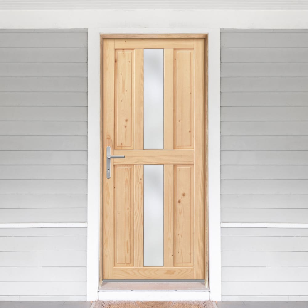 Porta di servizio in legno Avezzano installata