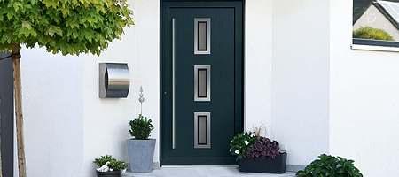 Porta d'ingresso in PVC nera