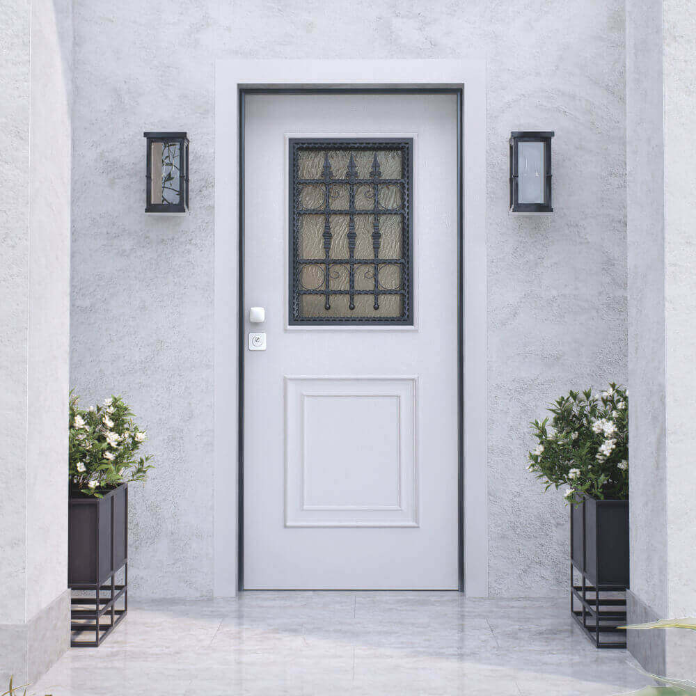 Porta blindata modello Montichiari con vetro antisfondamento - installata
