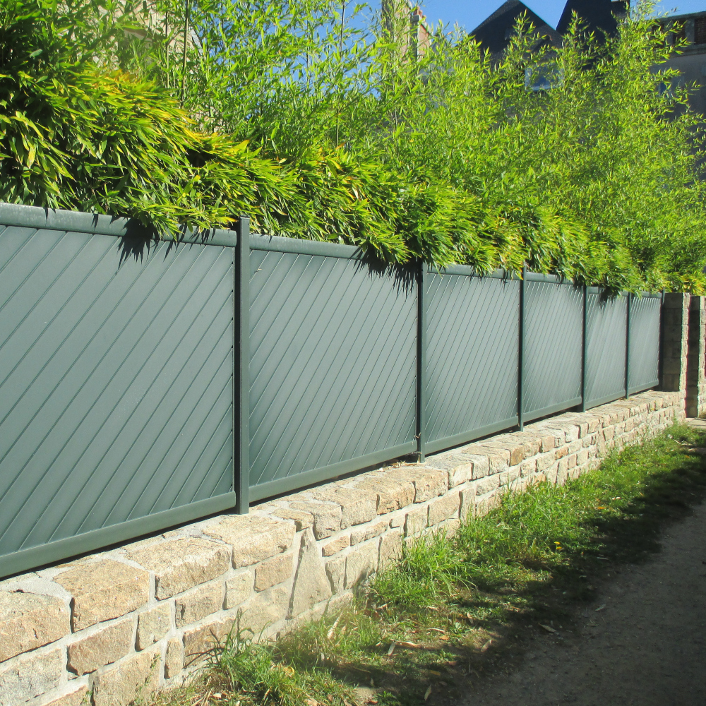 Recinzione verde installata