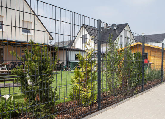 Recinzione in rete metallica antracite