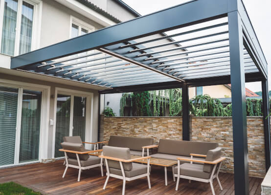 Pergola addossata