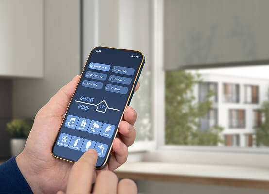 Tenda a rullo per esterni smart-home